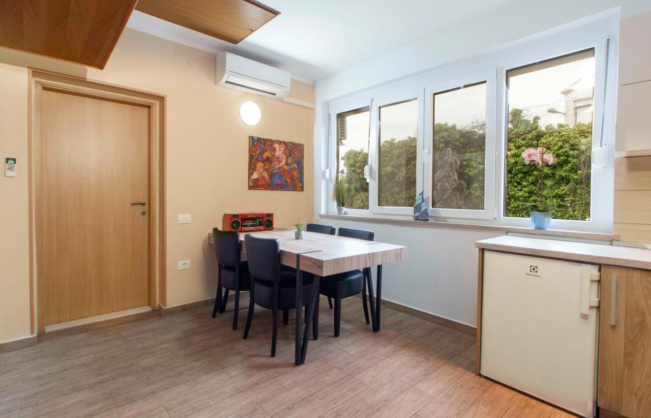 Apartmaji Pri Bosi Nogi Izola Dış mekan fotoğraf