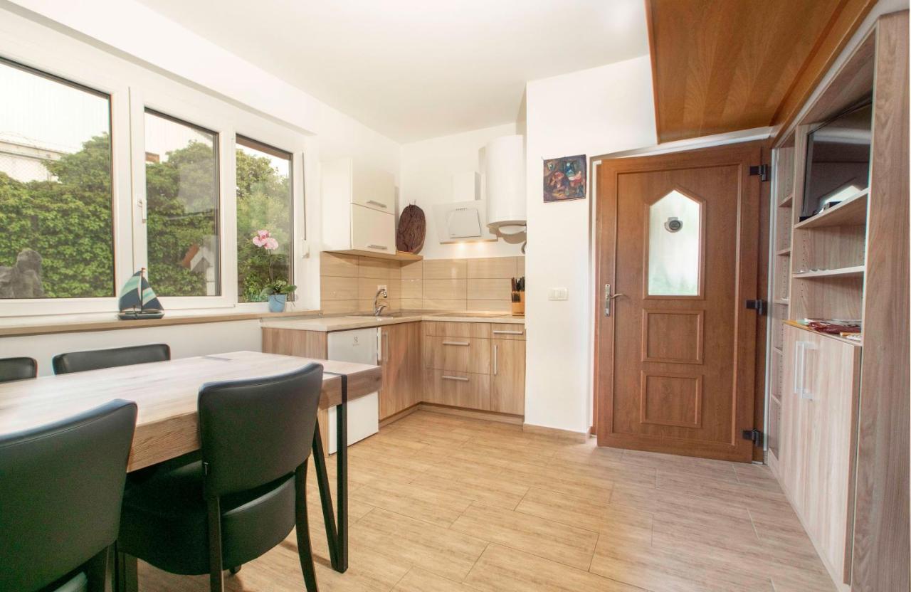 Apartmaji Pri Bosi Nogi Izola Dış mekan fotoğraf