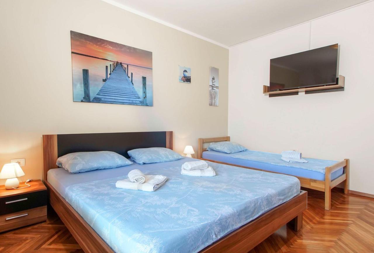 Apartmaji Pri Bosi Nogi Izola Dış mekan fotoğraf