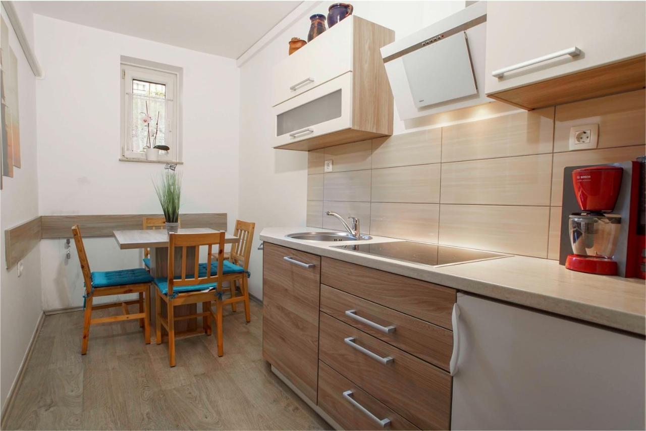 Apartmaji Pri Bosi Nogi Izola Dış mekan fotoğraf