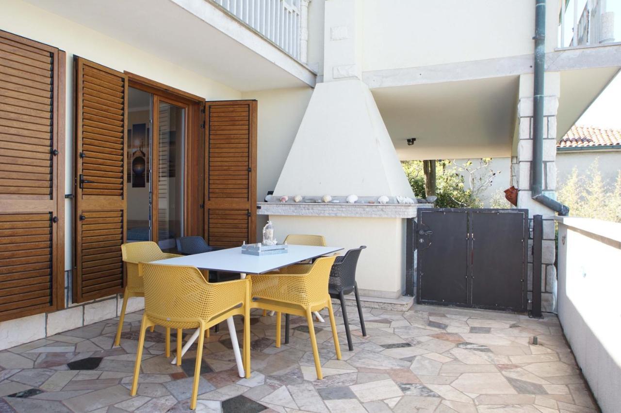 Apartmaji Pri Bosi Nogi Izola Dış mekan fotoğraf